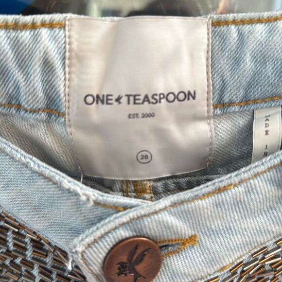 One Teaspoon Le Wolves Mid Waist Mid Length Denim Shorts 28 - Picture 7 of 13